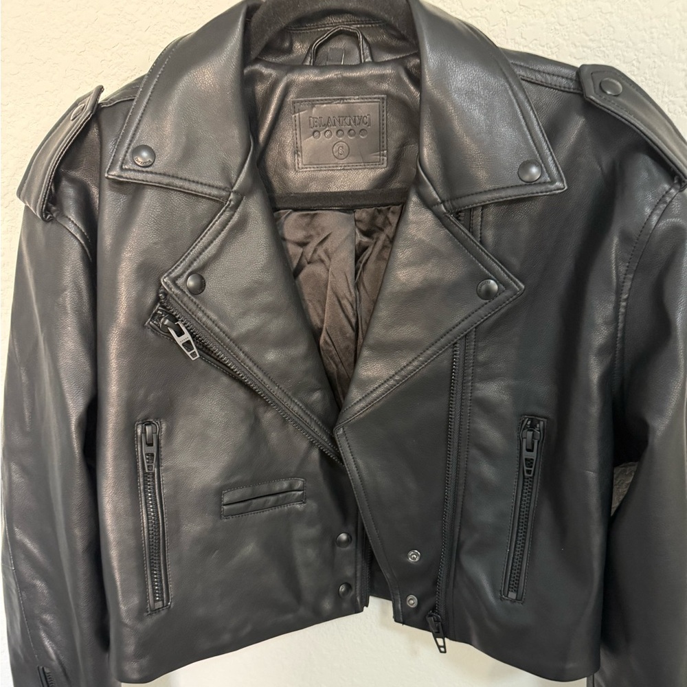 BLANKNYC High Standard Vegan Faux-Leather Crop Moto Jacket Black Size S Small - Picture 5 of 10